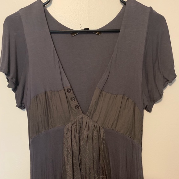 High low flowing dress - Picture 2 of 4